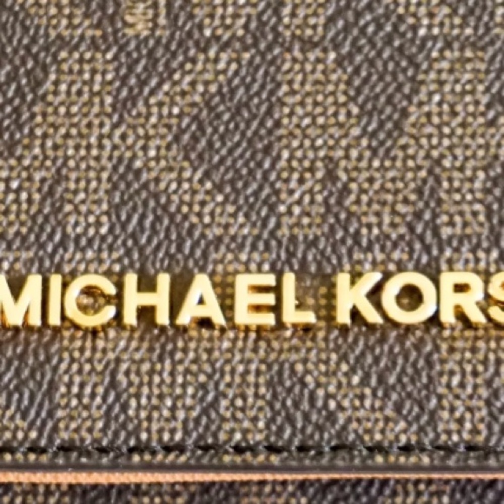 Michael Kors Large Jet set travel carryall wallet - Picture 3 of 7